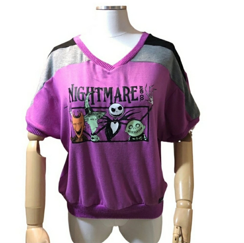 DISNEY Nightmare Before Christmas Sleep/Lounge Shirt EUC!